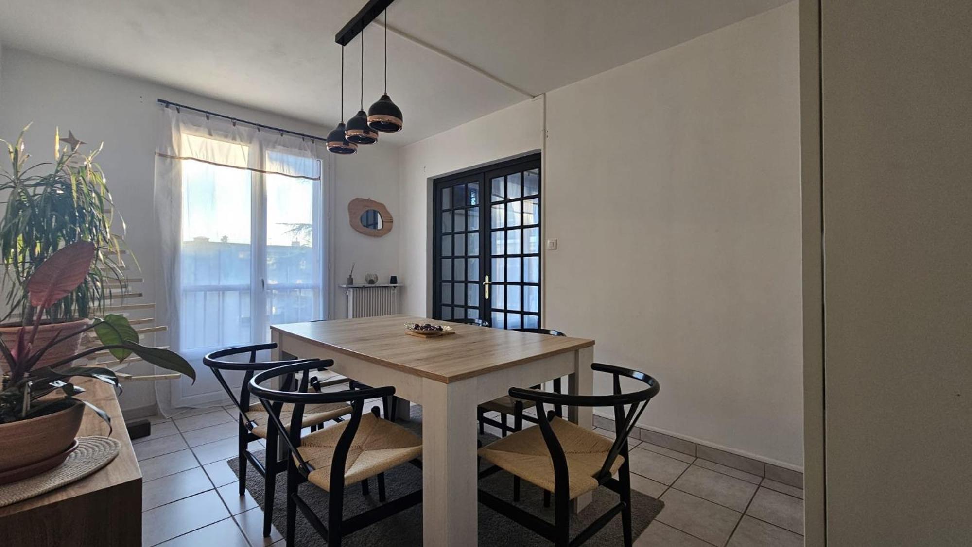 Calme, Vue St Victoire, Proche Centre Avec Parking Apartment